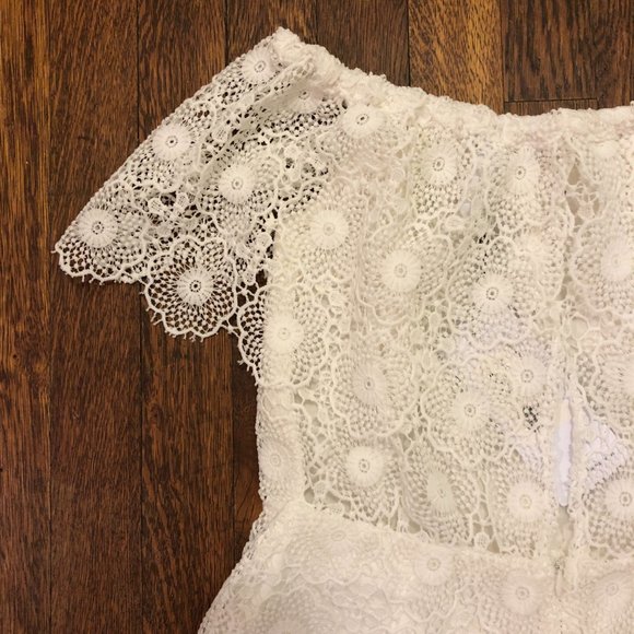 Bec Bridge White Daisy Eyelet Lace Playsuit Romper - Picture 9 of 13